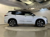 当社でご購入頂いた全ての車両はご納車前、エンジンオイル交換・ワイパーゴム・ブレーキ点検・調整・その他確認の上ご納車いたします。
