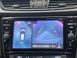【アラウンドビューモニター】車を上から見下ろしているかのような映像で周囲の状況がひと目で確認、狭い駐車場に駐車するときも安心です♪♪障害物などがあると警告音がなりますので安心して駐車が出来ます★