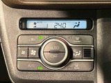 車内空調は&rdquo;AUTOエアコン&rdquo;にお任せ。運転に集中出来ますよ!
