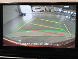 バックガイドモニターで、後方を確認しながら安心して駐車することができます。運転初心者も熟練者も必須の機能ですよ!