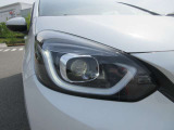 明るいLEDヘッドライトで、夜道も安心して運転して頂けます。