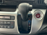 オートマチックシフトレバーは、手になじみ操作しやすい形状で安全運転にもつながります♪