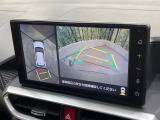 【全周囲カメラ】専用のカメラにより、上から見下ろしたような視点で360度クルマの周囲を確認することができます☆死角部分も確認しやすく、狭い場所での切り返しや駐車もスムーズに行えます。