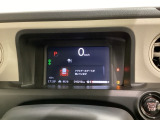デジタル表示のスピードメーターとタコメーター、燃費やオドメーターなどの表示の他に、ホンダセンシング機能などの表示もできる多機能なマルチインフォメーション・ディスプレイです。