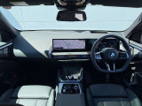 BMW Premium Selection 江戸川は、約20台の展示スペースがあり、常時新車拠店より厳選された認定中古車が続々と入庫しております。