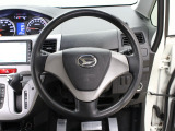 【運転席まわり】自然に手を伸ばした先に操作したいものがあるようレイアウトを追求 !