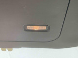 お車の状態をしっかりとお伝えするために1台の車両に付き40枚以上の画像を用意しております。外装はもちろん、室内の装備やお車の特徴などごらんください。