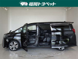 両側パワースライドドア付きだから、狭い駐車スペースなどでの 乗り降りラクラク!小さなお子さまのいるご家庭には嬉しい装備。