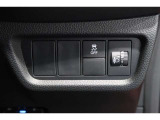 【横滑り防止装置】ドライバーの安全運転をアシストしてくれる装備が充実しています☆ドライバーの不安を安心へと変えてくれますね。