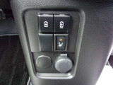 運転席シートヒーター付き!USB充電できます。