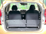 普段のお買い物や通勤、送迎等に十分な荷室スペースを確保しております。セカンドシートを倒すと、大きな荷物の積載も可能です♪