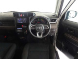 視界良好、操作しやすい運転席です。