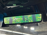 【デジタルインナーミラー】後席の大きな荷物や同乗者で後方が確認しづらい時でも安心!カメラが撮影した車両後方の映像をルームミラー内に表示。クリアな視界で状況の確認が可能です!