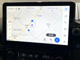 【10.5型ナビ機能付きディスプレイオーディオ】ナビ機能搭載の他、お持ちのスマートフォンと連携して、ナビやbluetoothでの音楽再生が可能です♪デザインはもちろん操作性も良好!