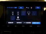 【オーディオ選択画面】AM/FMの切替や、交通情報もこちらの画面から選択できます。