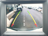 ●ガイドライン付きバックカメラ:不安な駐車もこれで安心!ガイドライン付きなので狭い箇所での駐車もラクラクです!