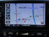純正メモリーナビ(MM520D-L) CD・DVD・ブルーレイ再生  CD録音可 フルセグTV USB接続端子 Bluetooth対応★携帯電話にダウンロードした音楽が車内でも楽しめます。ハンズフリー通話も可能です!