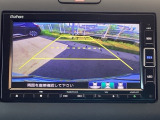 バックモニター付きで、車庫入れやバック時の後方確認をしっかりサポート。モニターに映し出される映像で死角も確認しやすく、狭い場所での駐車や後退時の操作をより安心して行えます。