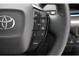 高速道路を頻繁に利用する方におすすめのレーダークルーズコントロール。前を走っている車との適切な距離を保って走行してくれます。長距離運転の疲労感も違いますよ。適度な休憩も忘れずに★