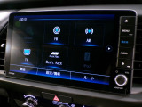 CD、DVD、Bluetooth、AM、FM、AUX、スマートフォン接続ができます。