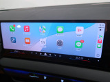【アップルカープレイ】iPhoneがBMW車両とワイヤレスで接続されます。Apple CarPlayでは、オーディオストリーミングやメッセージングアプリがディスプレイに表示されます。
