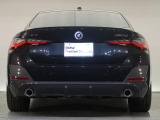 一目で伝わるBMW特有のスポーティーなプロポーションは、BMWの走行性能を生み出すのに欠かせない要因の一つです。細部まで拘りぬいたお車をぜひ一度ご覧ください!