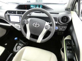 見通しのよいすっきりとした視界で、誰でも運転しやすいです。運転のしやすさは疲れにくさにも繋がりますよ♪