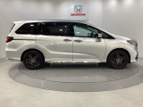 購入後も自社指定整備工場完備でお客様の愛車をしっかりサポート致します!御納車時には安全かつ安心してお乗り頂けるようホンダ専門知識を持つ整備スタッフが点検・整備・装備も説明をしてお渡ししております。