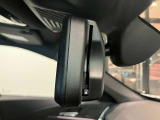ルームミラー内蔵ETC車載器(自動防眩付)後続からの光が一定以上になると自動で眩しさを緩和します。