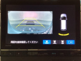 バックでの車庫入れも安心です! リアカメラが付いているバックモニター付のナビを装備しております。バンパーについているソナーや、操作線もついており距離感も画面から確認できます。