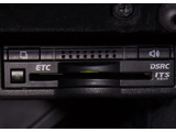 ★ETC(DSRC)が装備されています!!社外品とは違い収まりの良いデザインが人気!高速道路を利用する際は必需品ですよね!!ストレス無く料金所を通過出来ます!!