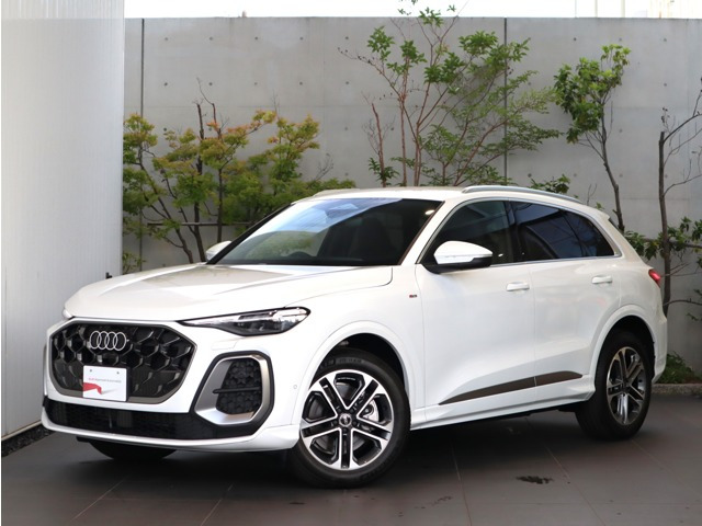 アウディ Q5 