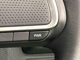 Dassist切り替えステアリングスイッチでシーンに合わせて2つの走行モードの切り替えが可能!加速したい時に便利なパワーモード。燃費重視のスマートな走りのエコモード。