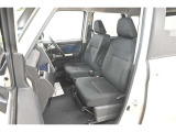 見通しのよいすっきりとした視界で、誰でも運転しやすいです。運転のしやすさは疲れにくさにも繋がりますよ♪