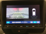 バックでの車庫入れも安心です! リアカメラが付いているバックモニター付のナビを装備しております。バンパーについているソナーや、操作線もついており距離感も画面から確認できます。