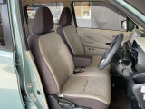 快適に運転できるドライブポジション!シートリフターもあるので無理のない運転姿勢がとれます。