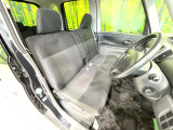 運転席シート廻りは使用感も少なく、良好な状態となっています。丁寧に使われていたことがよくわかりますね。