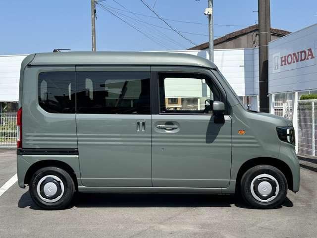 値下 N-VAN純正フロントグリル一式 ボタニカルグリーンパール N-VAN