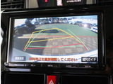 お車選びをお楽しみ頂けるよう、在庫車の展示スペースを十分に確保しております。