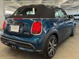 MINI自動車保険をご存知でしょか?万が一の事故の際、当社とMINI保険を引受している国内大手損保会社と連携して迅速に対応いたします。長期保険もお取り扱いしております。是非お話させてください。