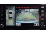 車両を上から見たような映像で、運転席から目視だけでは見にくい車両周辺の状況をしっかり確認できます。