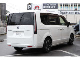 街で目を惹く力強さと洗練さが融合したデザイン。クールに魅せるリアのスタイリングがこのSTEPWGNの特徴です!