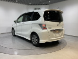 ご納車までの期間ですが、県内のお客様は1、2週間、県外のお客様は2、3週間ほどでご納車が可能となります。但し、書類の状況によっては多少の前後もありますので、その際には何卒ご了承下さい。