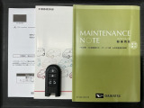 スマートキーは鍵をバッグに入れたままでもドアロックの開閉やエンジンのON・OFFができます。夜間や雨の日も鍵を探さなくて良いので便利です。