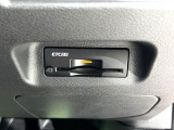 【ETC】高速道路の料金所をストレスなく通過!話題のスポットやサービスエリアに多い「スマートIC」利用時は必須のアイテムです。当店でセットアップを実施、ご納車当日からすぐにご利用いただけます!