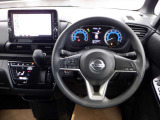 清潔で広々した座席です!是非、現車を見て体感してみてください。