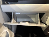 この物件は展示場配置の関係上、ストックヤード保管車両のため、店舗に展示しておりません。現車確認を希望される場合は、事前にご連絡をお願いいたします。