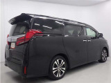 【トヨタ品質】トヨタ車のプロであるトヨタ販売店スタッフが点検・整備しているクルマ