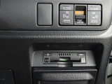 両側電動のスライドドアで楽々スムース!運転席からも開閉の操作もできます♪キーのスイッチひとつで自動開閉できる便利な機能もついてます♪