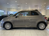 ご覧いただきありがとうございます。当店はショールーム内と屋外展示場に選りすぐりのFIAT・ABARTH・Alfaromeoの正規認定中古車を展示しており、在庫車両はできる限り多く撮影、掲載してご案内しております。